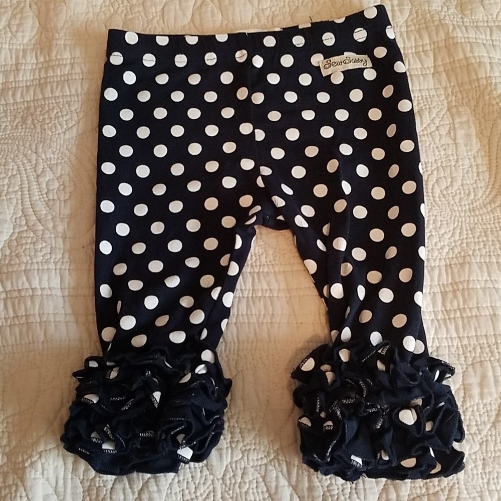 Ruffle capris